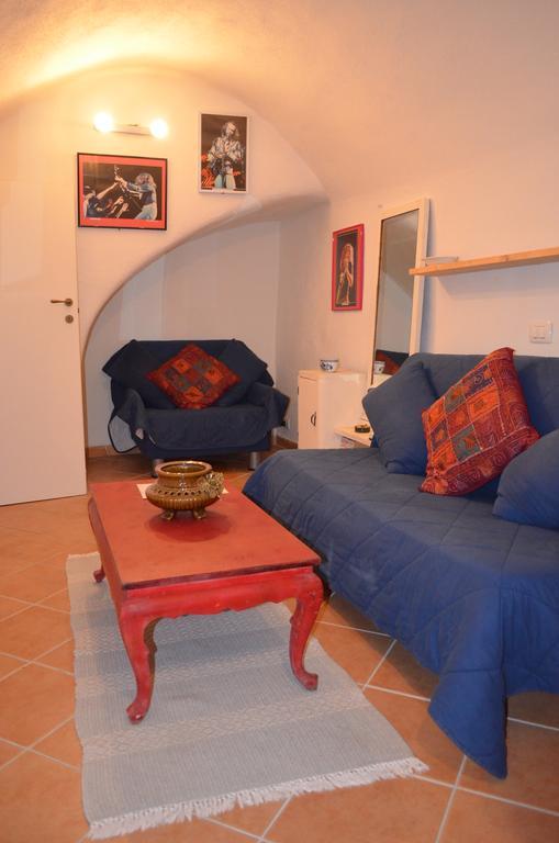 Casa Med Holiday Home Isolabona エクステリア 写真