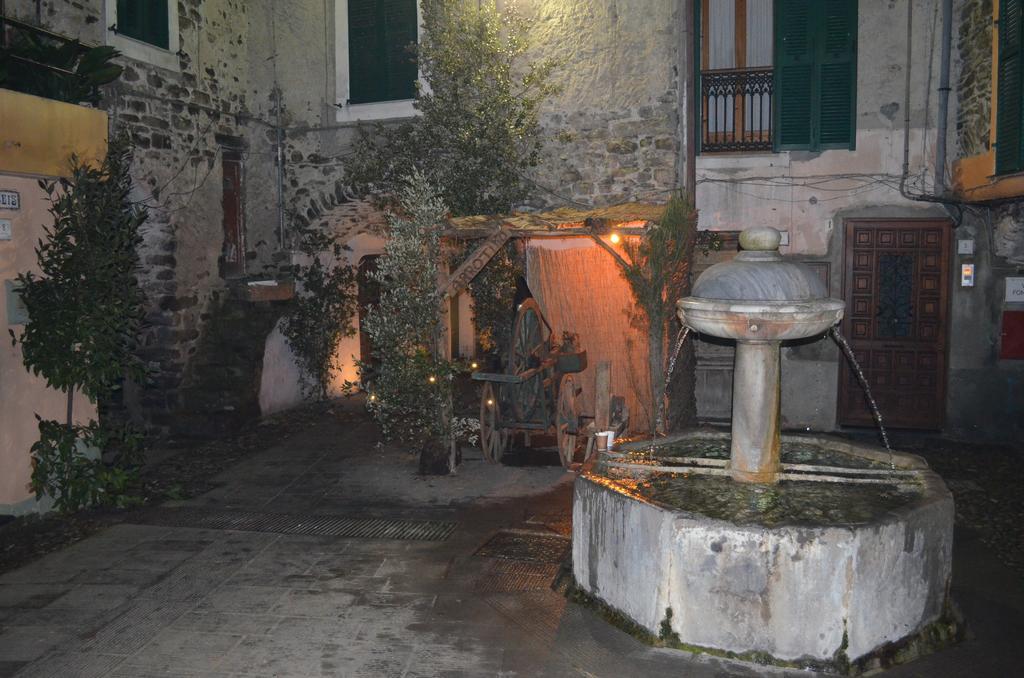 Casa Med Holiday Home Isolabona エクステリア 写真